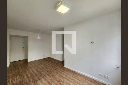 Sala de apartamento à venda com 2 quartos, 54m² em Vila Uberabinha, São Paulo