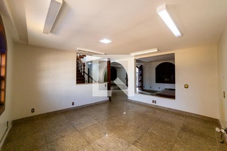 Copa de casa para alugar com 8 quartos, 360m² em Santo Antônio, Belo Horizonte