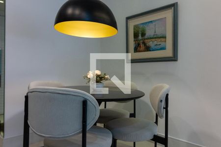 Sala de Jantar de apartamento à venda com 2 quartos, 60m² em Vila Nova Conceição, São Paulo