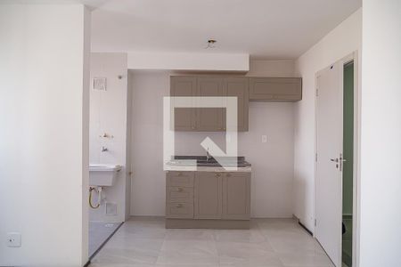 Sala/Cozinha de apartamento à venda com 2 quartos, 37m² em Vila Mira, São Paulo