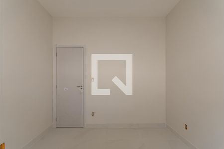 Quarto 1 de casa à venda com 3 quartos, 180m² em Trevo, Belo Horizonte