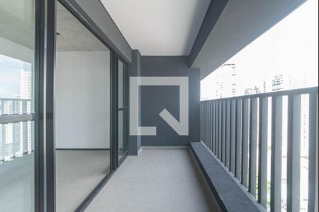 Varanda de kitnet/studio à venda com 1 quarto, 25m² em Brooklin, São Paulo