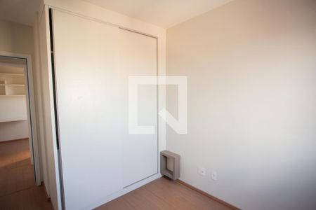 Quarto de apartamento à venda com 2 quartos, 54m² em Vila Pita, São Paulo