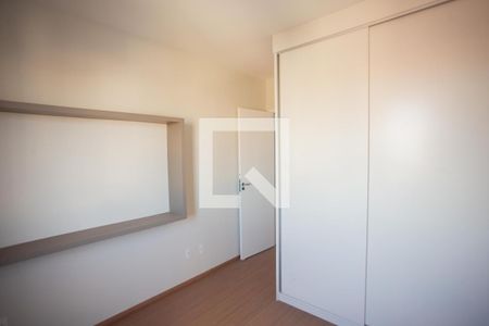 Quarto de apartamento à venda com 2 quartos, 54m² em Vila Pita, São Paulo