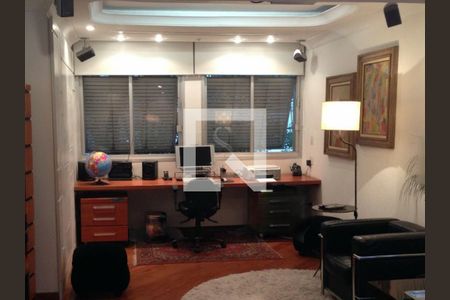 Apartamento à venda com 2 quartos, 180m² em Itaim Bibi, São Paulo