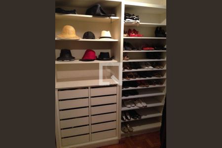 Apartamento à venda com 2 quartos, 180m² em Itaim Bibi, São Paulo