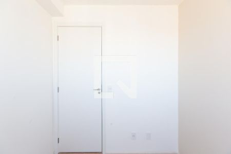 Quarto 1 de apartamento para alugar com 2 quartos, 32m² em Vila Carmosina, São Paulo