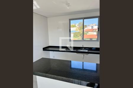 Apartamento à venda com 3 quartos, 155m² em Barreiro, Belo Horizonte