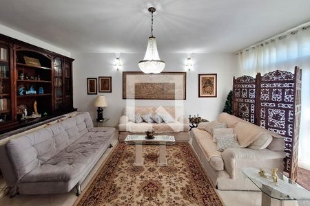 Sala de casa para alugar com 5 quartos, 720m² em Piratininga, Niterói