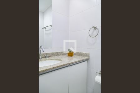 Banheiro de kitnet/studio para alugar com 1 quarto, 20m² em Vila Clementino, São Paulo