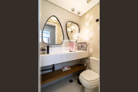 Lavabo de apartamento à venda com 4 quartos, 136m² em Barra Funda, São Paulo