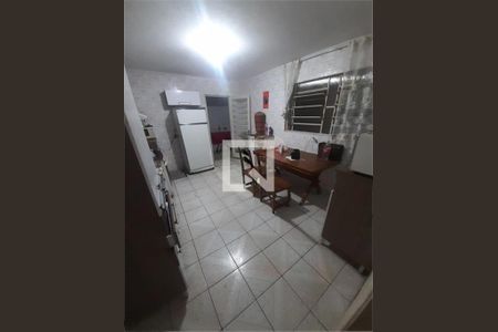 Casa à venda com 3 quartos, 250m² em Vila Norma, São Paulo