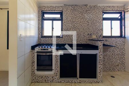 Cozinha de apartamento à venda com 2 quartos, 45m² em Conjunto Habitacional Teotonio Vilela, São Paulo