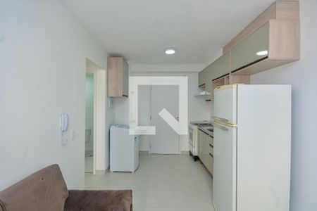 Sala/Cozinha de apartamento para alugar com 2 quartos, 35m² em Socorro, São Paulo