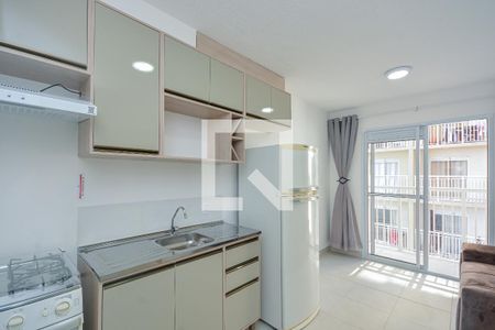 Sala/Cozinha de apartamento para alugar com 2 quartos, 35m² em Socorro, São Paulo