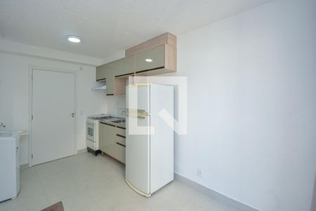 Sala/Cozinha de apartamento para alugar com 2 quartos, 35m² em Socorro, São Paulo