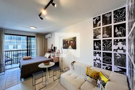 Sala/Quarto de apartamento à venda com 1 quarto, 33m² em Centro, Rio de Janeiro