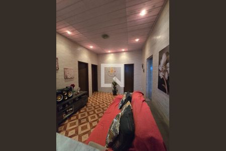 Sala de casa de condomínio para alugar com 2 quartos, 80m² em Bonsucesso, Rio de Janeiro