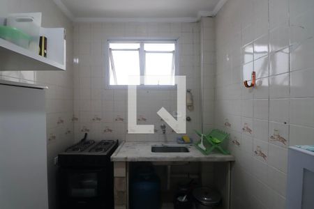 Cozinha de apartamento para alugar com 2 quartos, 60m² em Barra Funda, Guarujá