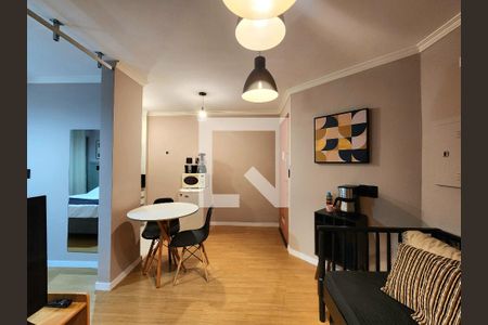 Sala/Cozinha de apartamento para alugar com 1 quarto, 33m² em Moema, São Paulo