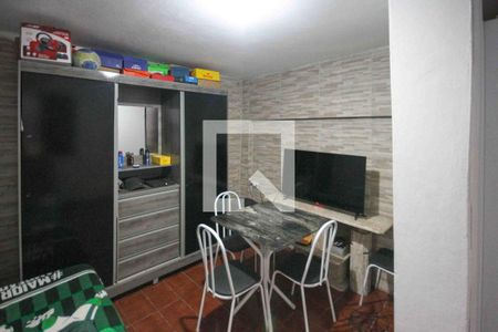 Sala/Quarto Casa 01 de casa à venda com 5 quartos, 321m² em Parque Independencia, São Paulo