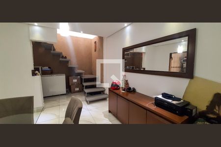 Sala de Jantar de casa à venda com 5 quartos, 300m² em Conceicao, Osasco