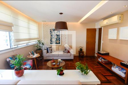 Sala de apartamento à venda com 3 quartos, 130m² em Tijuca, Rio de Janeiro