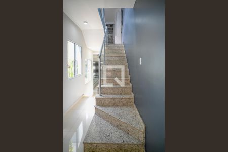 Escada de casa à venda com 3 quartos, 197m² em Vila Moinho Velho, São Paulo