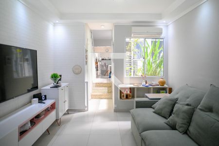 Sala de casa à venda com 3 quartos, 197m² em Vila Moinho Velho, São Paulo