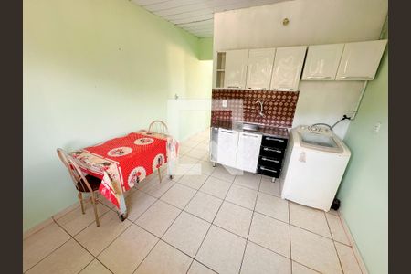 Sala/Cozinha de apartamento para alugar com 1 quarto, 9m² em São Luiz, São José