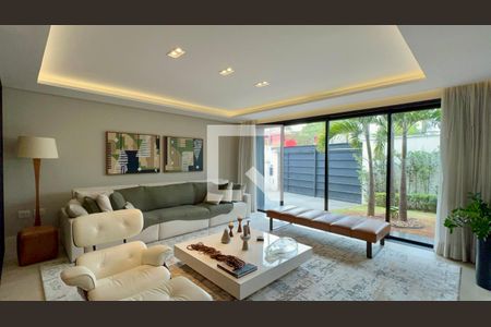 Sala de TV de casa à venda com 4 quartos, 415m² em Jardim Paulista, São Paulo