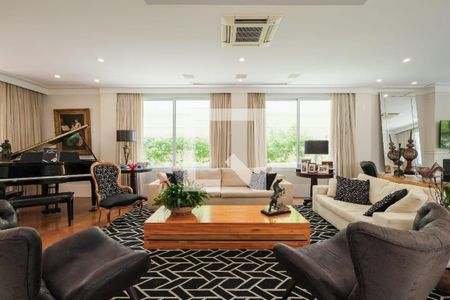 Casa à venda com 4 quartos, 584m² em Jardim Luzitania, São Paulo