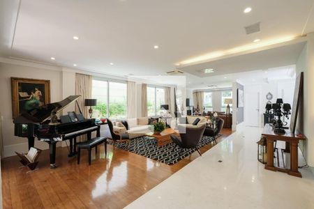 Casa à venda com 4 quartos, 584m² em Jardim Luzitania, São Paulo