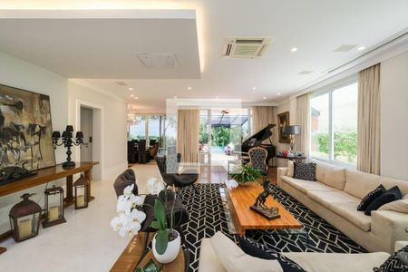 Casa à venda com 4 quartos, 584m² em Jardim Luzitania, São Paulo