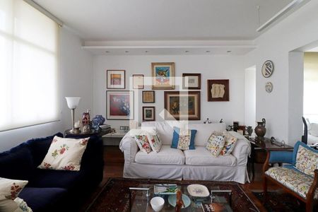 Apartamento à venda com 2 quartos, 236m² em Cerqueira César, São Paulo