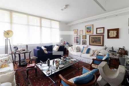 Apartamento à venda com 2 quartos, 236m² em Cerqueira César, São Paulo