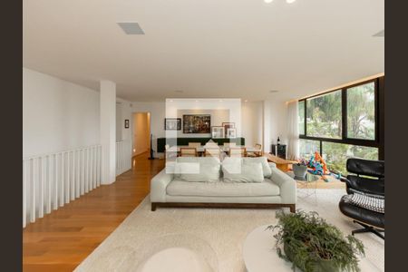 Casa à venda com 3 quartos, 537m² em Jardim Guedala, São Paulo