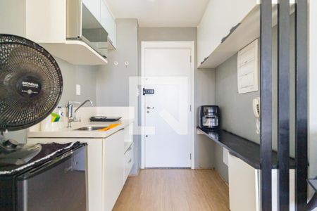 Cozinha de kitnet/studio para alugar com 1 quarto, 19m² em Brás, São Paulo