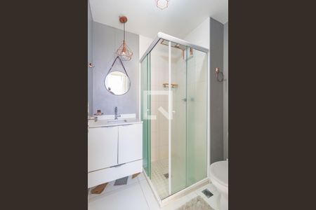 Banheiro de kitnet/studio para alugar com 1 quarto, 19m² em Brás, São Paulo