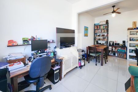 Sala de apartamento para alugar com 2 quartos, 56m² em Centro, Rio de Janeiro