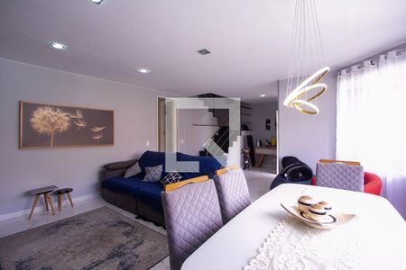 Sala de casa de condomínio para alugar com 4 quartos, 251m² em Maria Paula, São Gonçalo