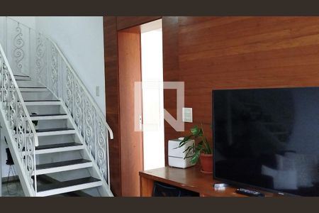 Sala de casa à venda com 3 quartos, 226m² em Jardim Textil, São Paulo
