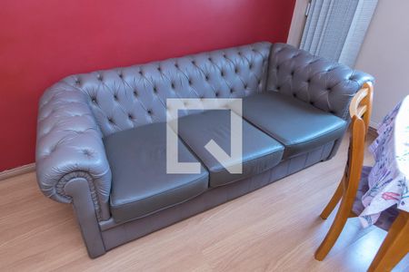 Sala - Sofá de apartamento para alugar com 2 quartos, 60m² em Olaria, Rio de Janeiro