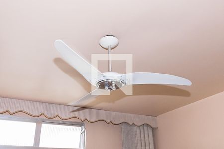 Sala de apartamento para alugar com 2 quartos, 60m² em Olaria, Rio de Janeiro