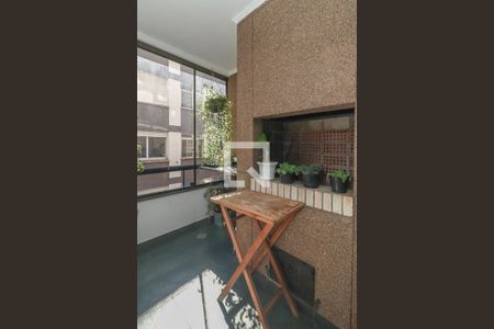 Varanda da Sala / Churrasqueira de apartamento à venda com 2 quartos, 120m² em Auxiliadora, Porto Alegre