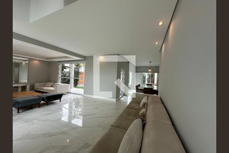 Sala de casa para alugar com 4 quartos, 412m² em Alphaville Residencial Um, Barueri