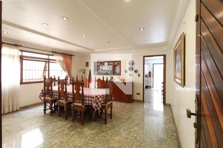 Casa de condomínio à venda com 600m², 6 quartos e 6 vagasSala
