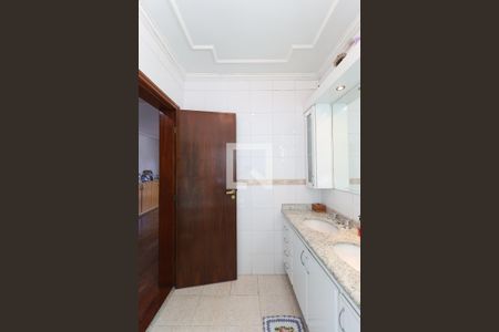 Casa de condomínio à venda com 600m², 6 quartos e 6 vagasBanheiro da Suíte 3