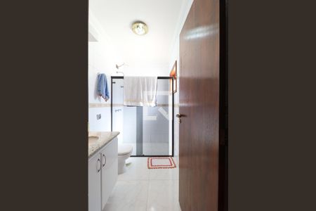 Casa de condomínio à venda com 600m², 6 quartos e 6 vagasBanheiro da Suíte 2