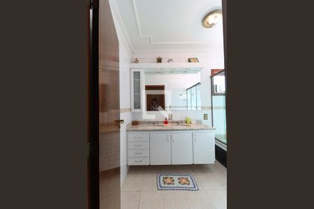 Casa de condomínio à venda com 600m², 6 quartos e 6 vagasBanheiro da Suíte 3